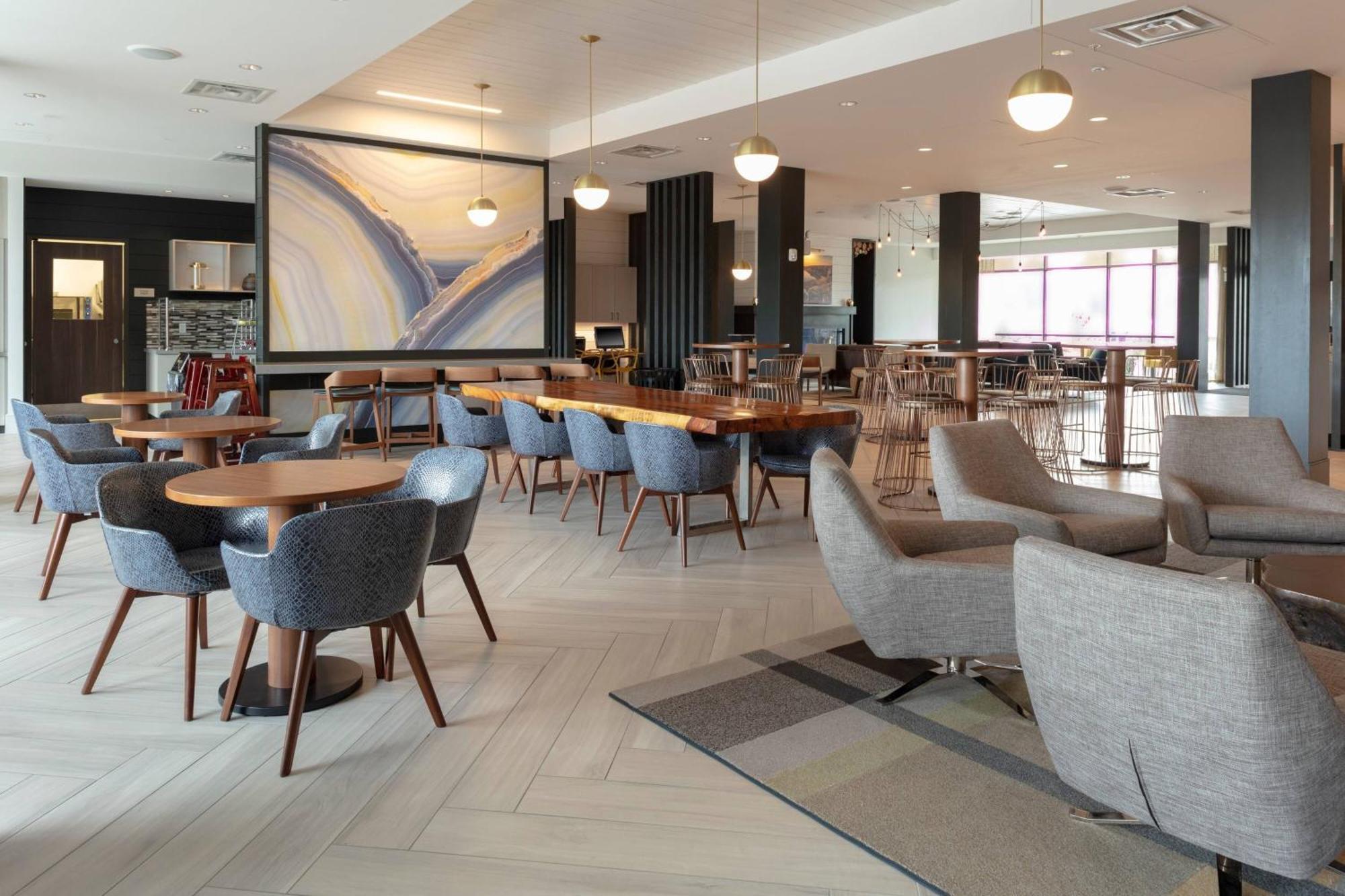 Springhill Suites By Marriott Great Falls Bagian luar foto