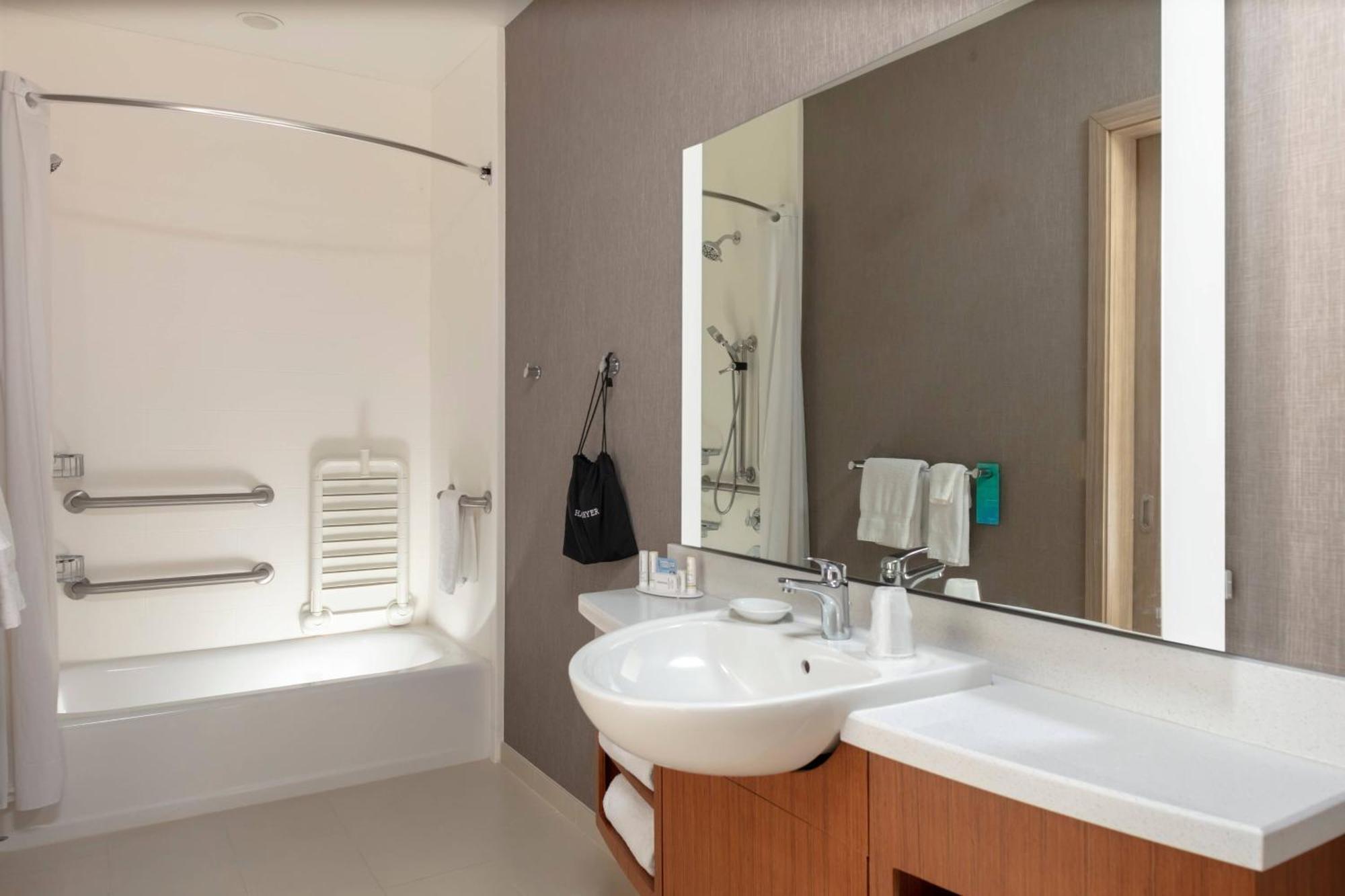 Springhill Suites By Marriott Great Falls Bagian luar foto